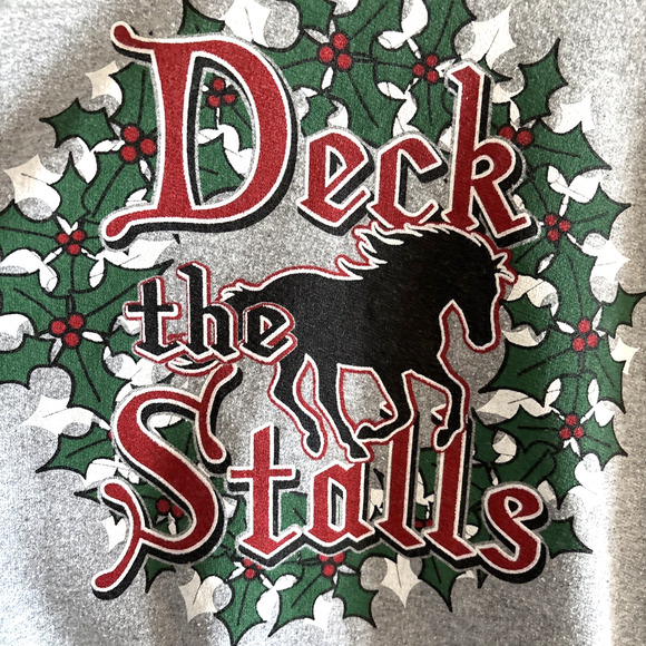 Vintage Christmas Crewneck Pullover Graphic Sweatshirt XL Deck The Stalls - Picture 1 of 8